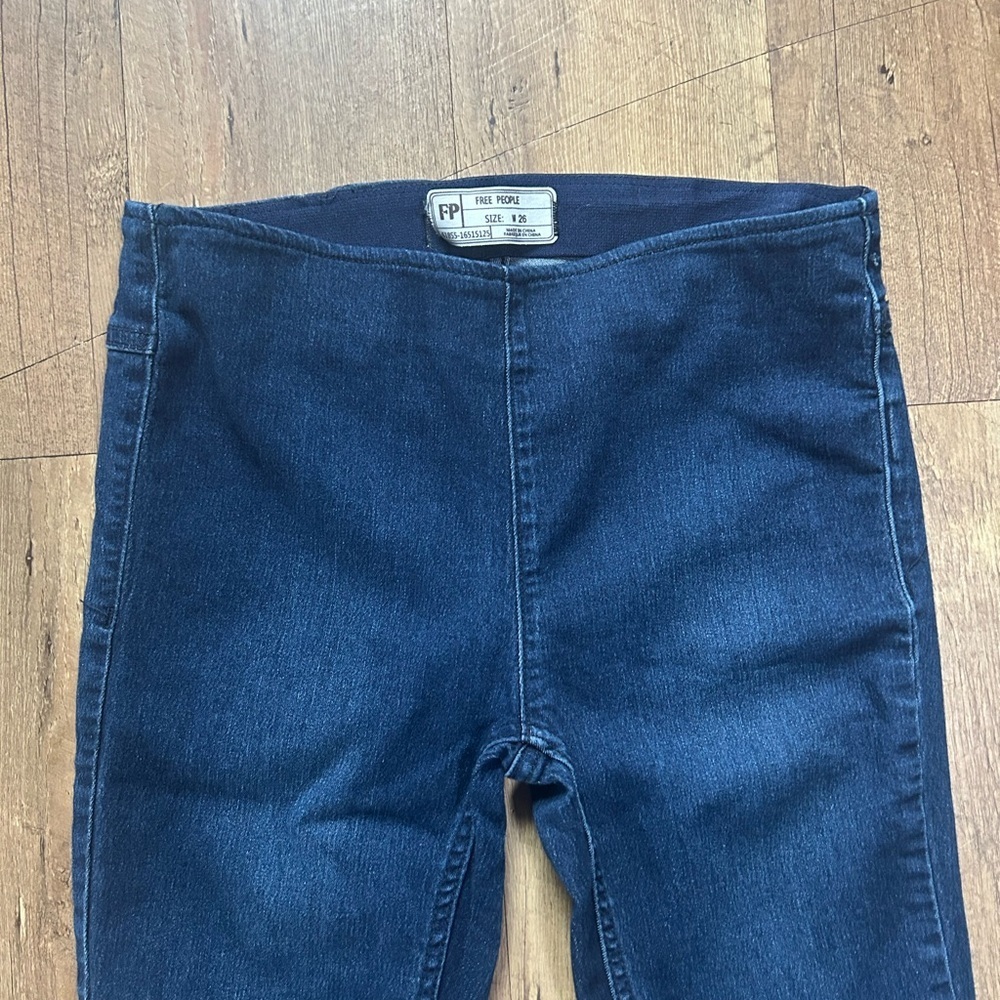 Free People Flare Jeans Dark Wash High Rise Boho Retro Size 26 - Picture 6 of 14